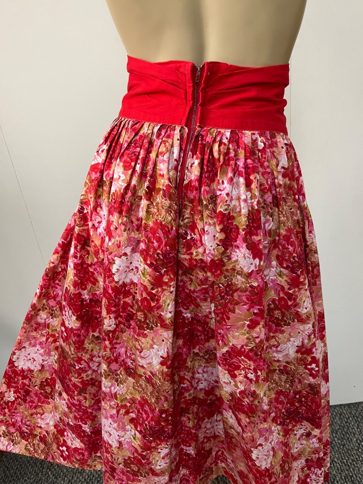 9 Pc Late 1940s – 1990s Colorful Summer Dress/Skirt Lot Linen Cotton Silk Rayon