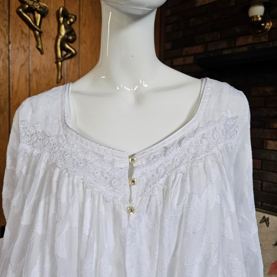 Vintage 90s White Lawn Cotton Queen Annes lace Peignoir Babydoll w/ Robe M/L/XL