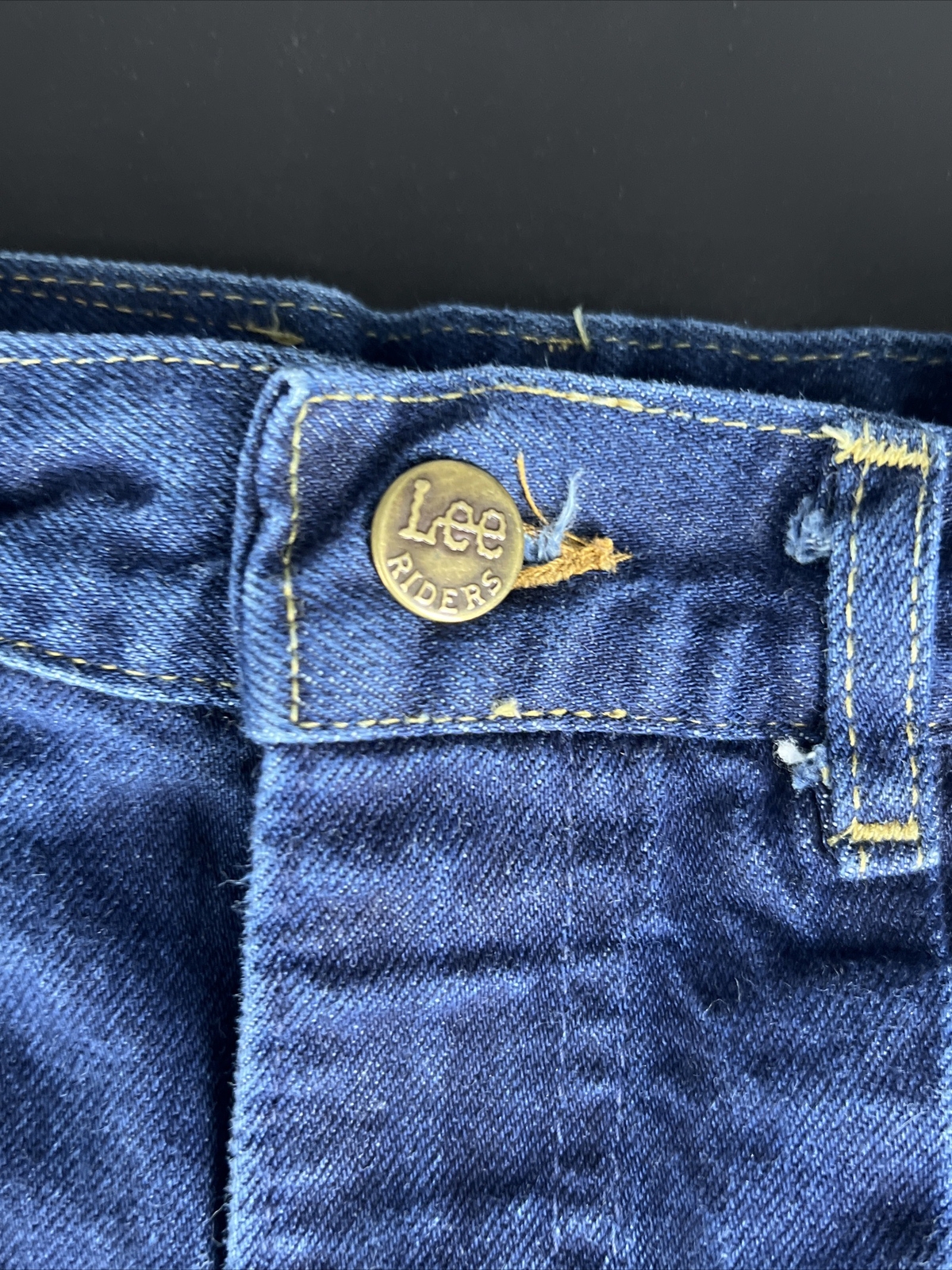 Vintage 80’s High Waist Lee Mom Jeans Size 13 (33”x29”) Pleated Tapered Leg 13”