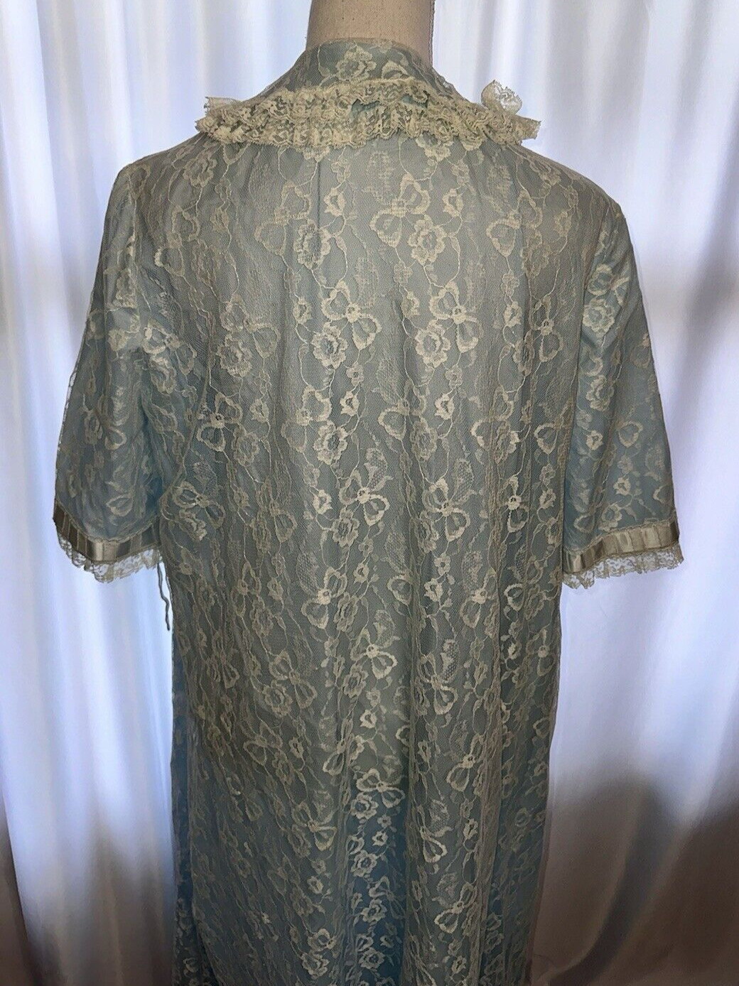Vintage Odette Barsa Robe Size M Light Blue Lace Dressing Gown 1960s Long