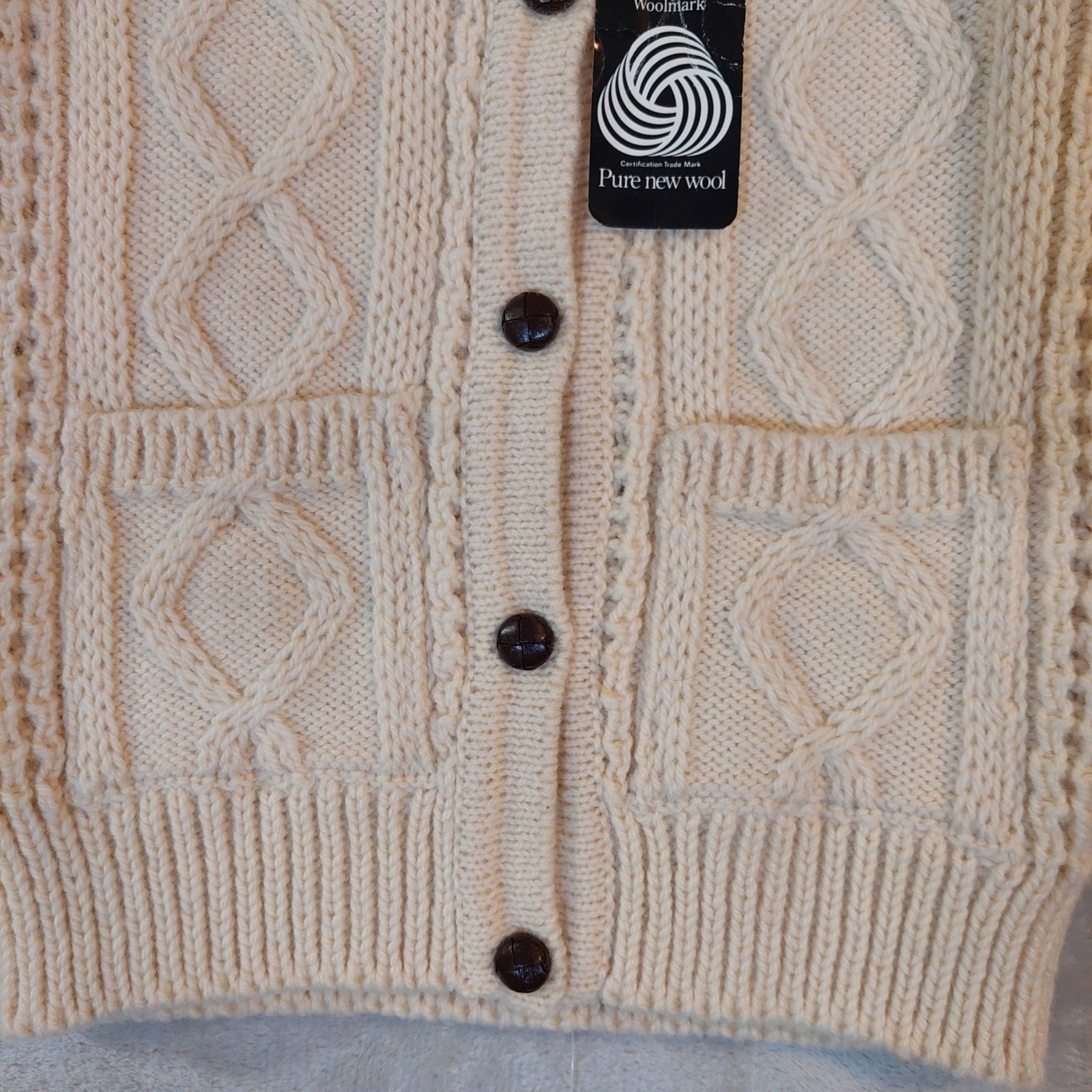 Archie Brown & Son Wool Cardigan Sweater Womens Cable Knit Button Front.SZ Small