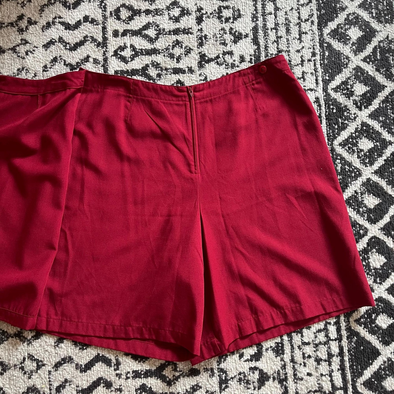 Vintage 80s/90s Raspberry/Bright Maroon Skort