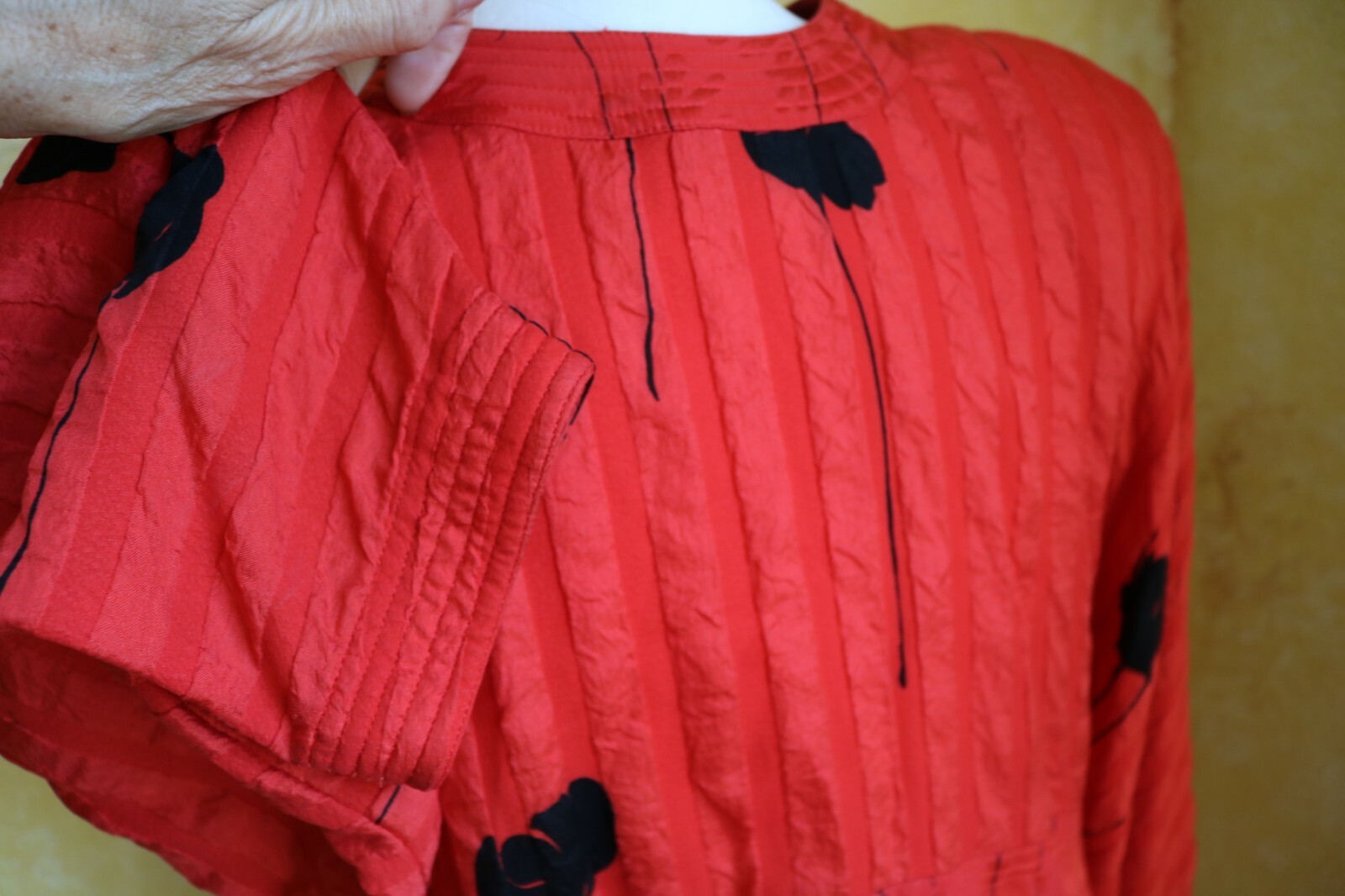 VINTAGE ADELE SIMPSON SAKS FIFTH AVENUE 70/80&rsquo;S RED SILKY COCKTAIL DRESS SZ 8