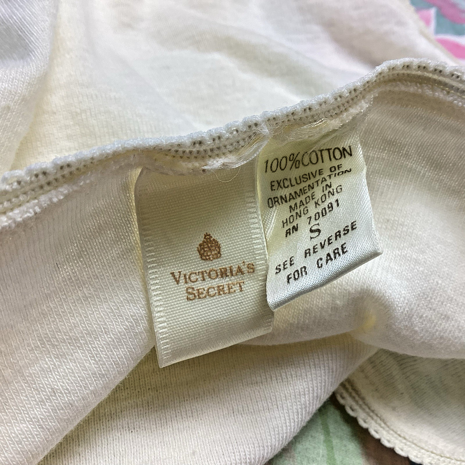 Vintage Victoria’s Secret Cotton hi-cut hipster Panties small