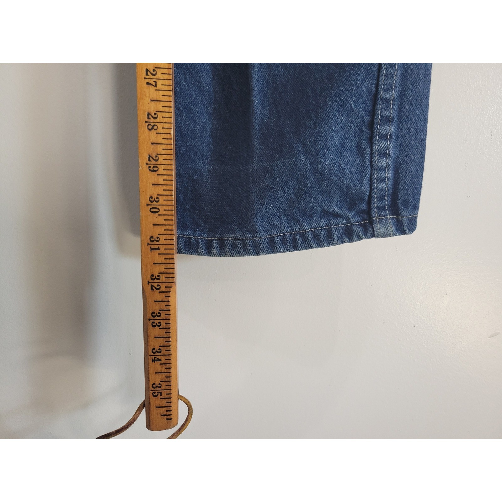 Vintage Stunts High Waisted Straight Leg Blue Denim Jeans Made in USA 25 Waist