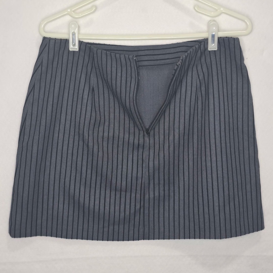 Exact Change Gray Pinstripe Mini Skirt Size 13 Vintage Made in USA Slit Zip Back