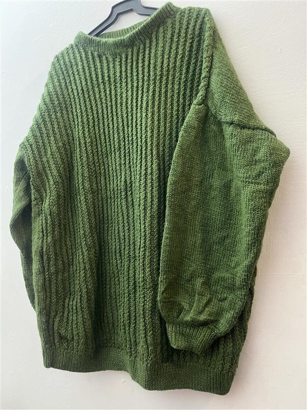 Vintage 1990s Handmade Green Wool Sweater – Cozy Knit Pullover, Family Heirloom
