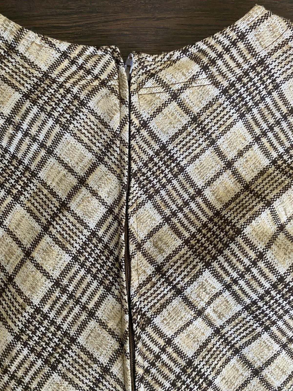 Vintage 1960s 1970s Plaid Women Shirt Pockets Bell Sleeves Mod Brown Tone tunic