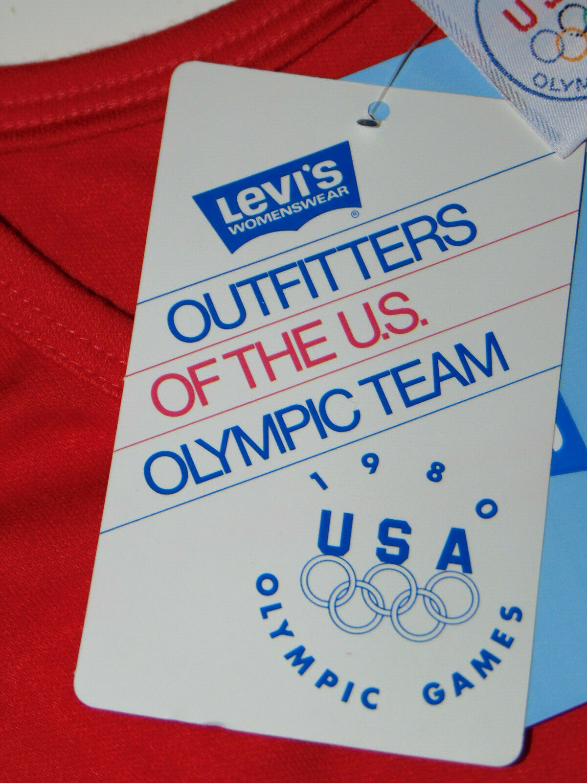 WOMEN&rsquo;S NWT VINTAGE 1980 SUMMER OLYMPICS LEVI&rsquo;S T-SHIRT! RED! TAB ON SIDE! 38-40