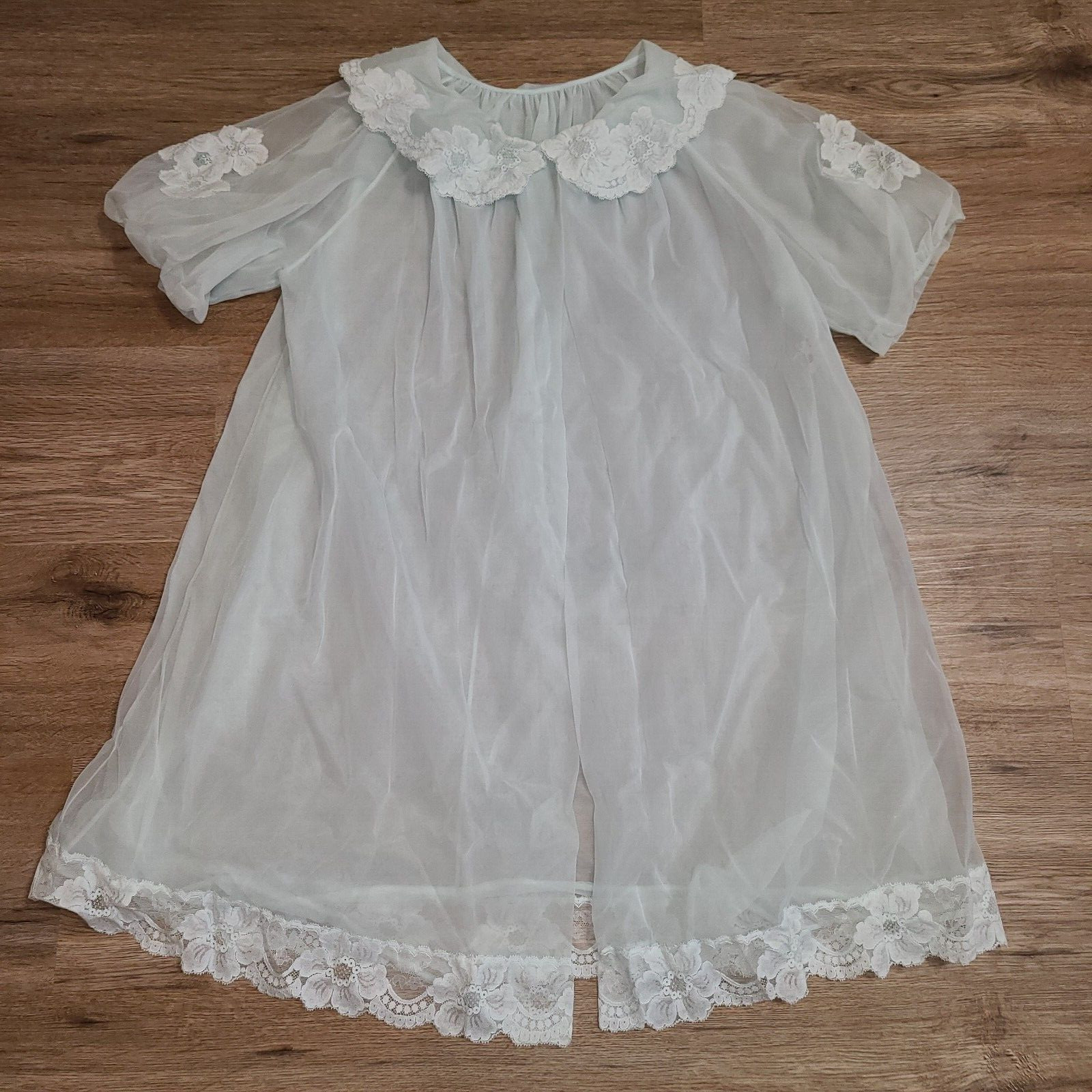 Vtg ShadowLine size S nylon lace Sleep dress Short Peignor blue