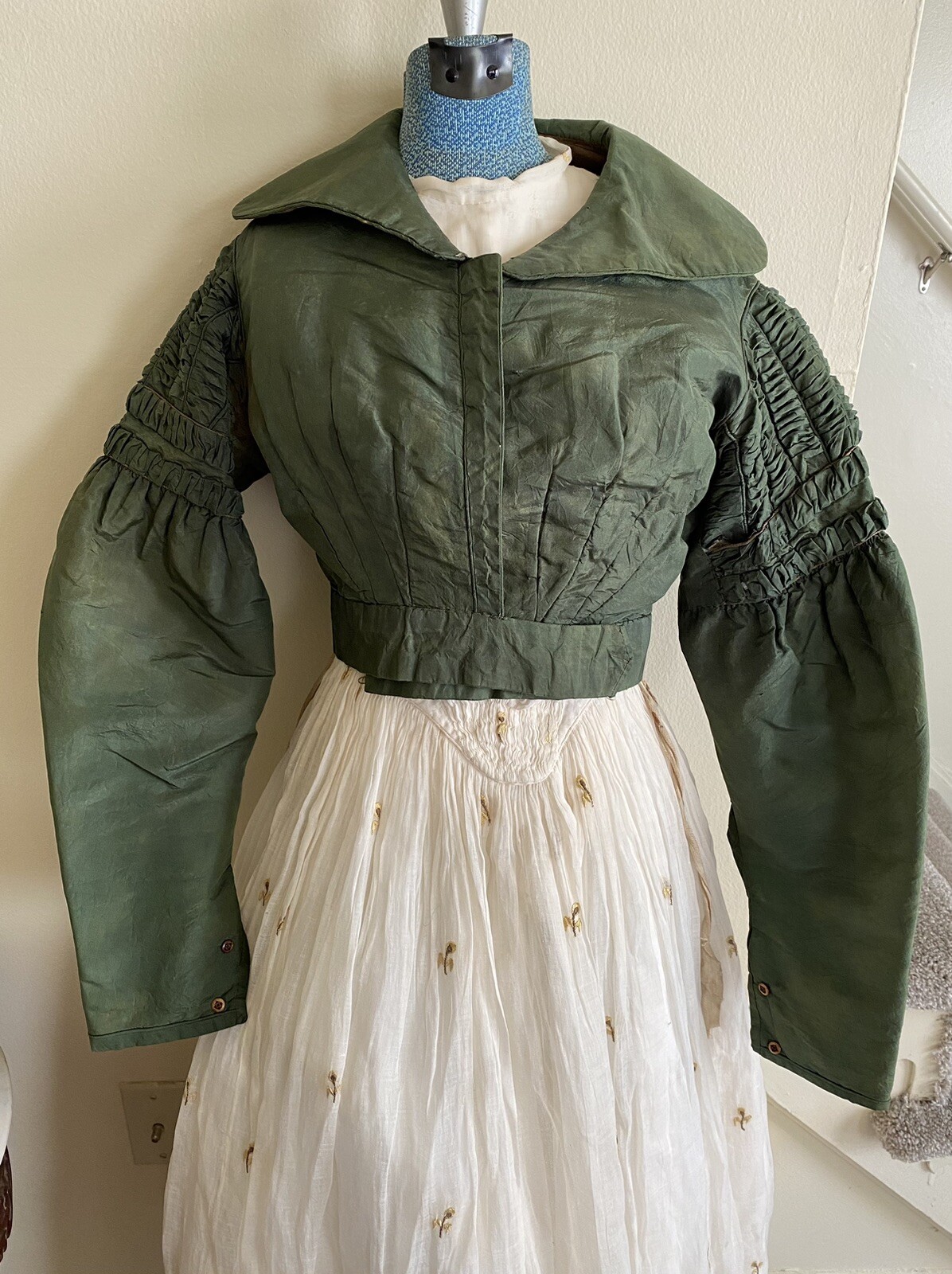 Rarest 1825 Regency Spencer Jacket Rich Emerald « Arsenic » Green Museum Quality!