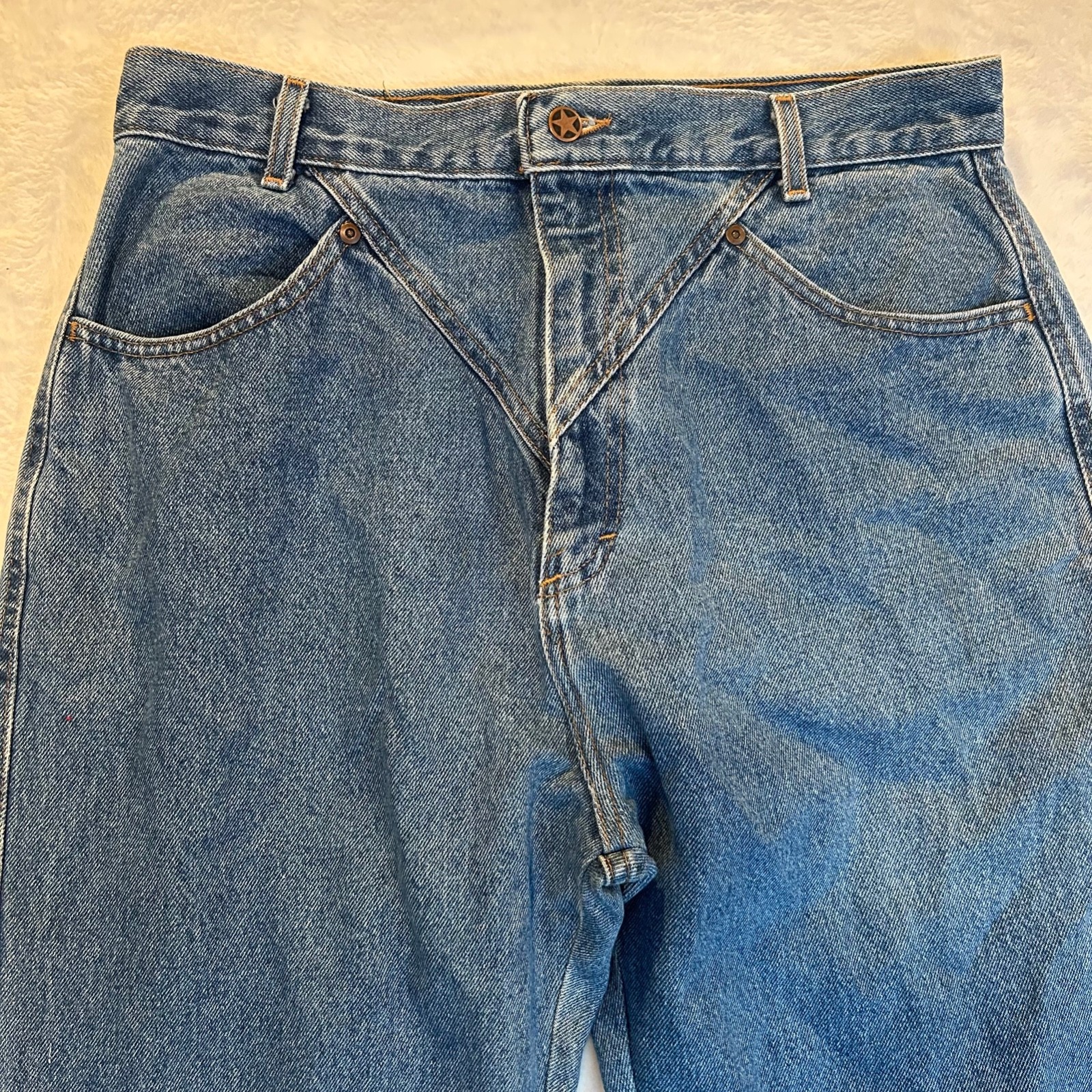 Vintage 80s 90s Ozark Mountain Jeans Women&rsquo;s High Rise Made in USA V-Yoke 33×32