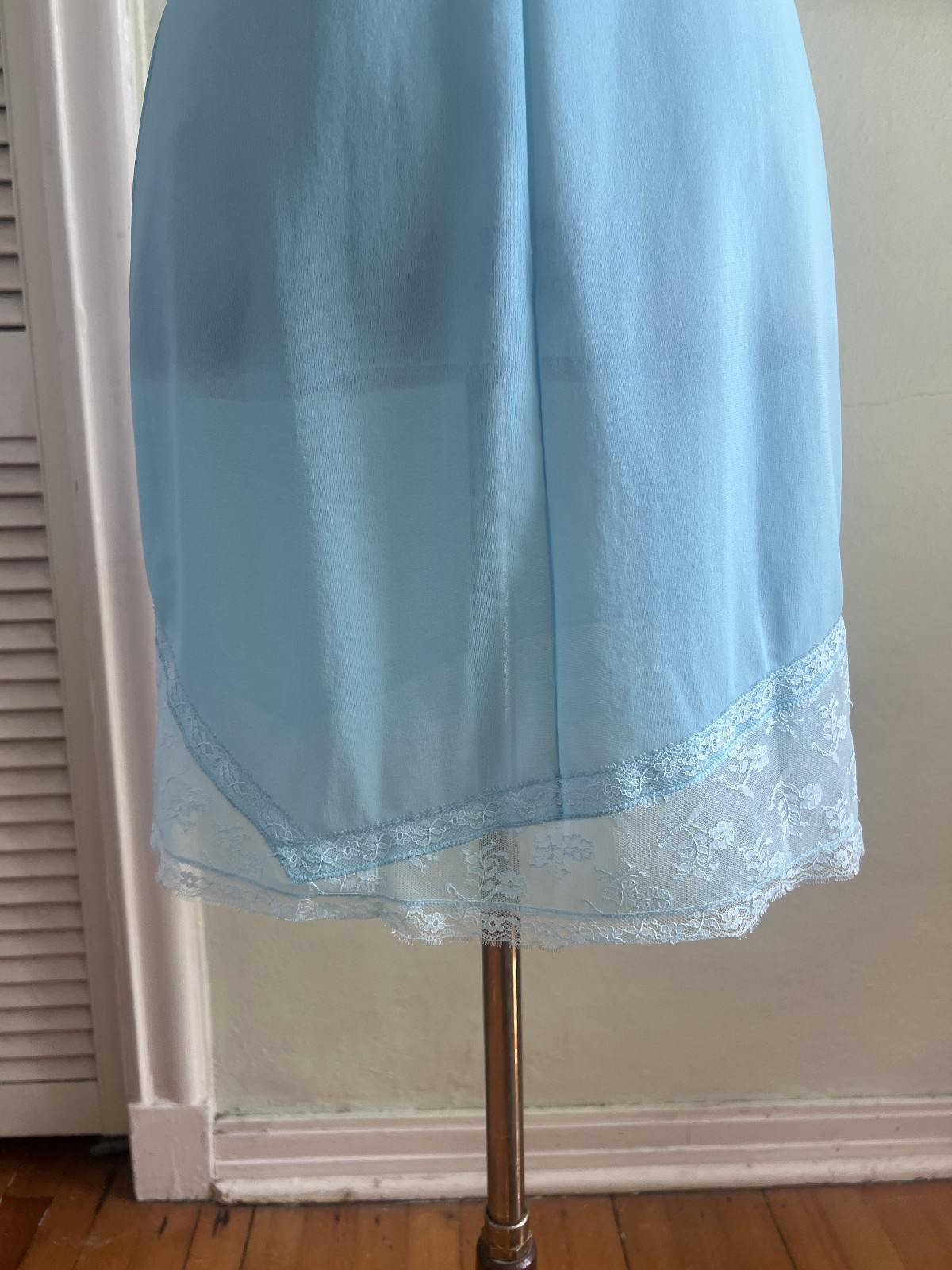 Vintage 1950s Vassarette Blue Nylon Tricot Crepelon Lace Slip Dress Size 34 S