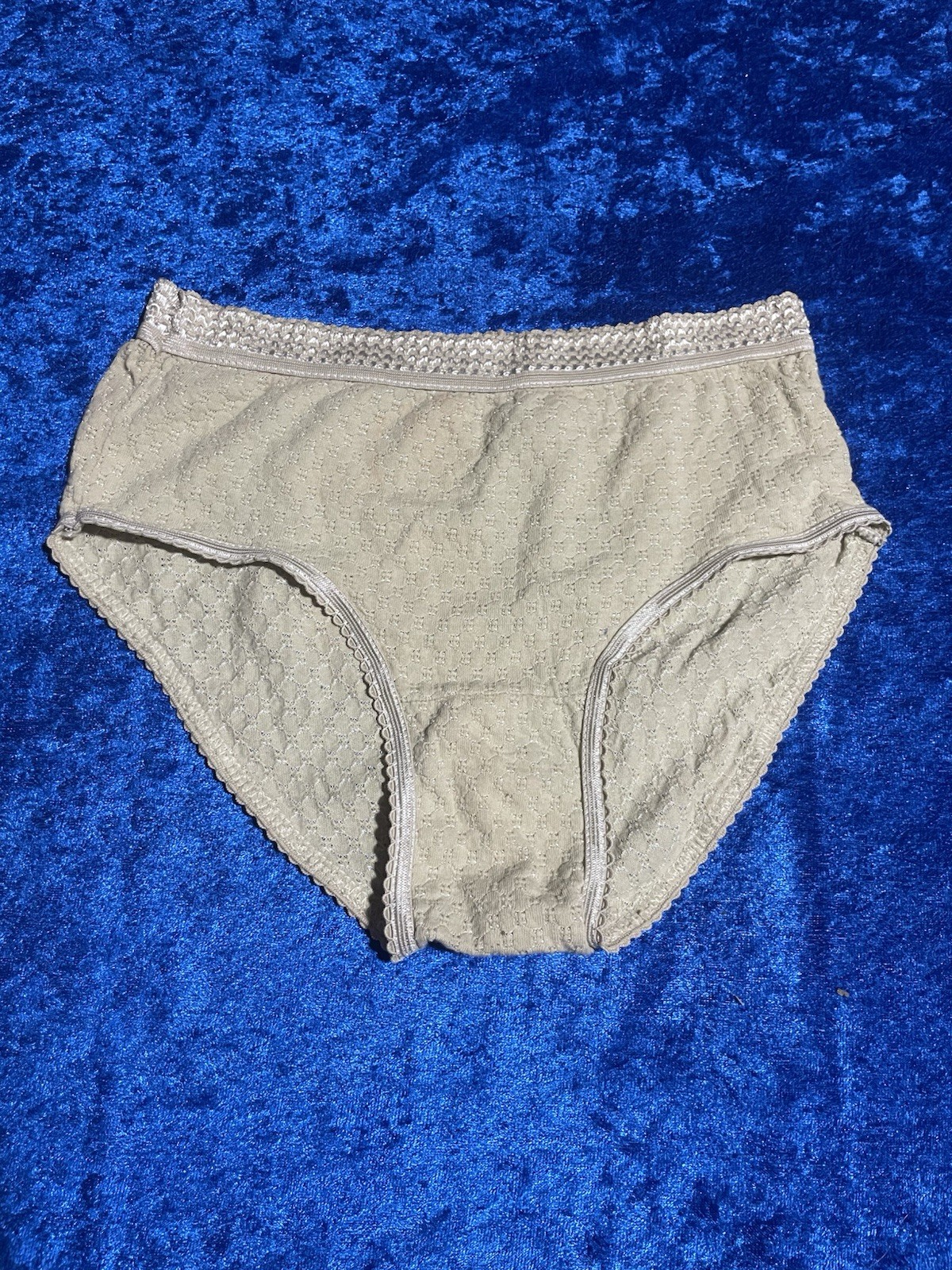 Vintage Jolie Intimates Panties Yellow Cotton Brief Panty Size 5 Flaws
