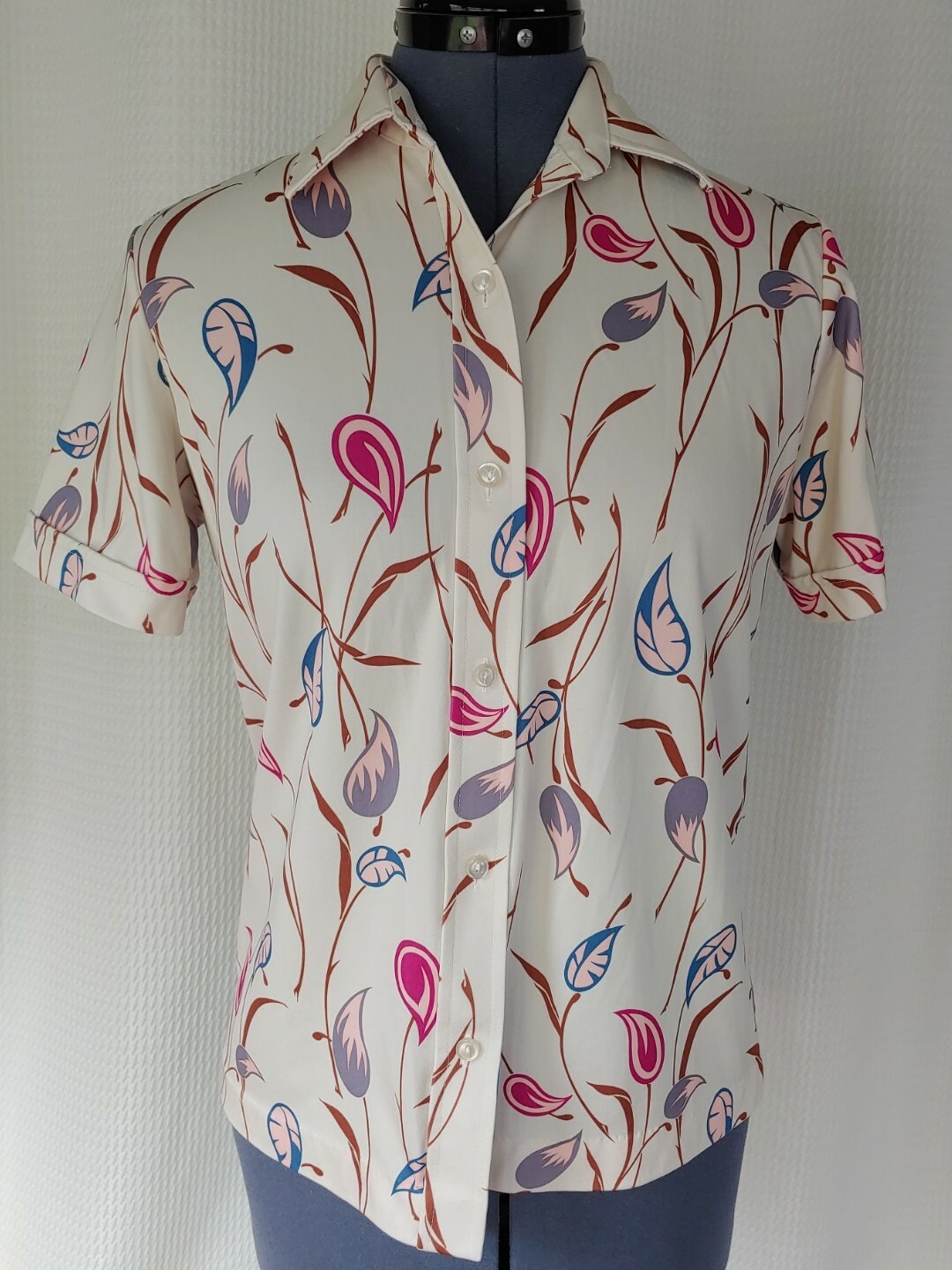 Vintage Sears Cream Button Down Top with Pink/Grey/Peach/Brown Florals Size 12