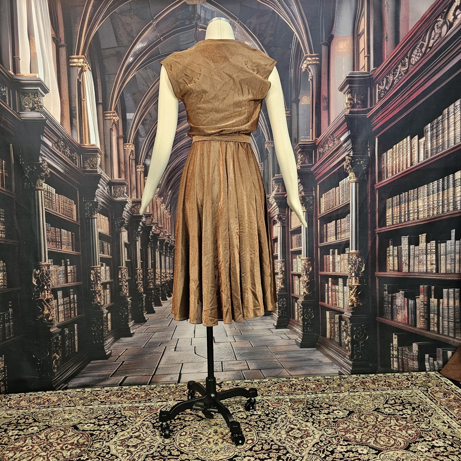 Vintage 1970s Dress Copper Brown V-neckline Cap Sleeve Tie Waist Circle Skirt