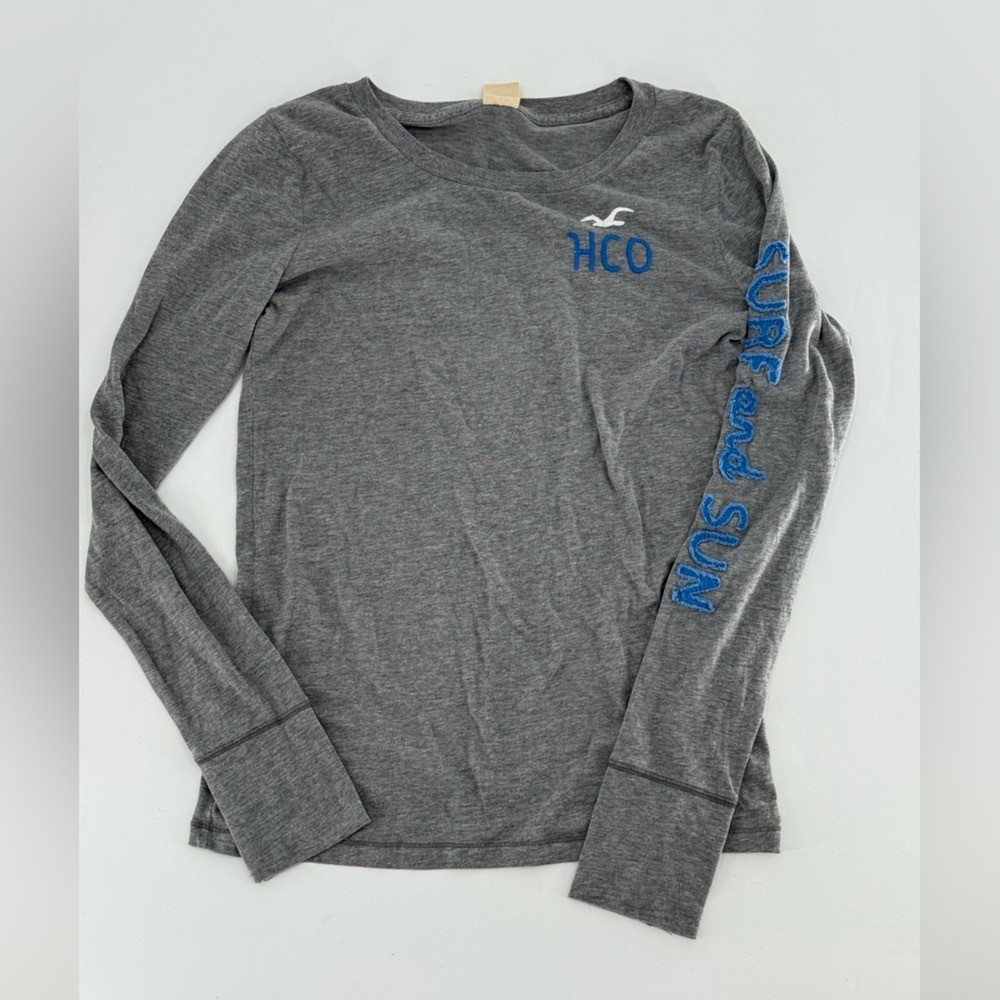 Hollister Vintage Long Sleeve V Neck Tee Surf & Sun L