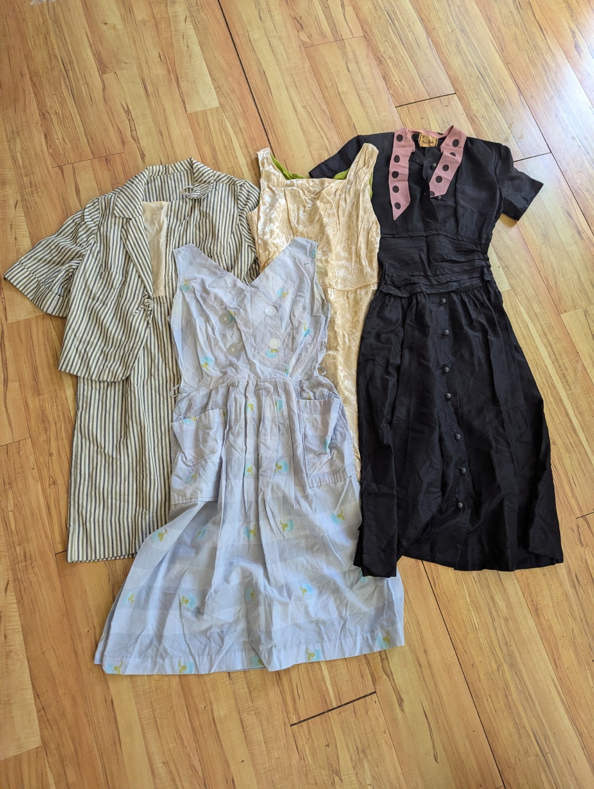Lot Of 4 Vintage 1950s/1960s Dresses -AS IS-
