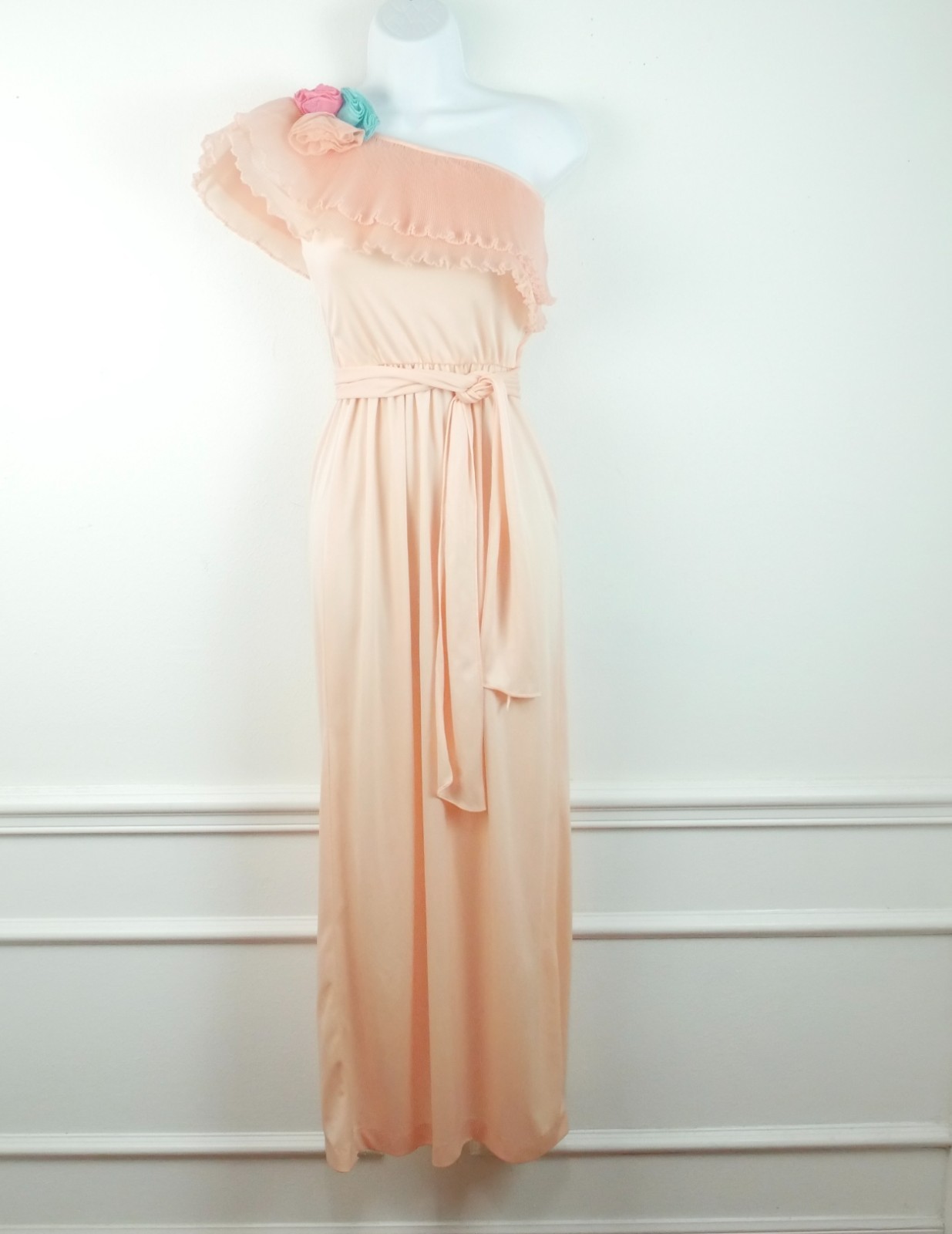 Vintage 70s Joy Stevens Maxi Dress Disco Ruffle Ethereal Peach Feminine XS Glam