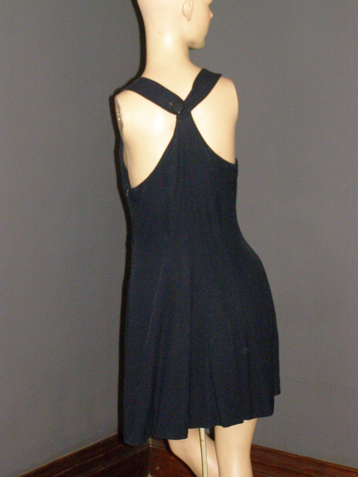 Vintage 80&rsquo;s simple little black mini dress M L CROSS-BACK button HEARTS rayon