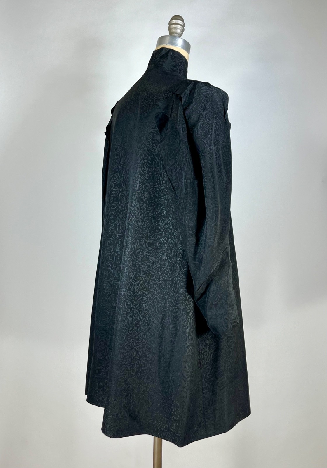 Vintage 1930&rsquo;s black double-faced MOIRE SILK opera coat w/unique shoulder design