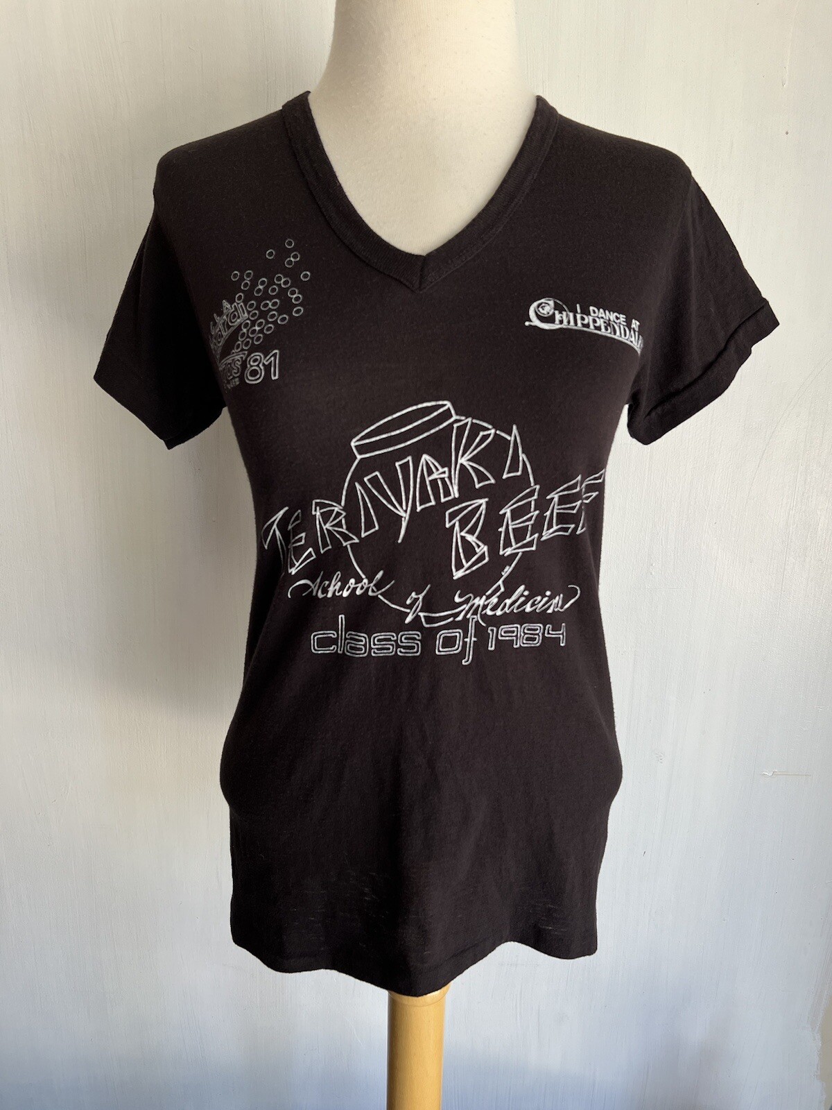 UCLA SCHOOL OF MEDICINE (1981) CHIPPENDALES Mardi Gras Class of 84 T-Shirt Large