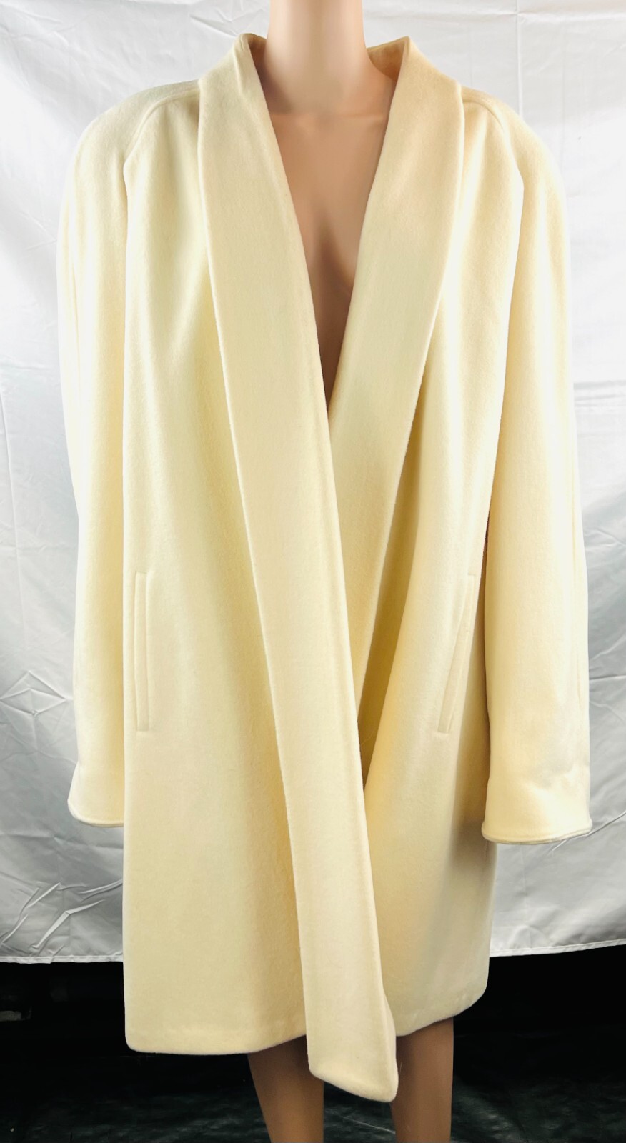 Glam Vintage gwc Good Work Clothes Womens 22W USA Quiet Luxury Ivory Swing Coat