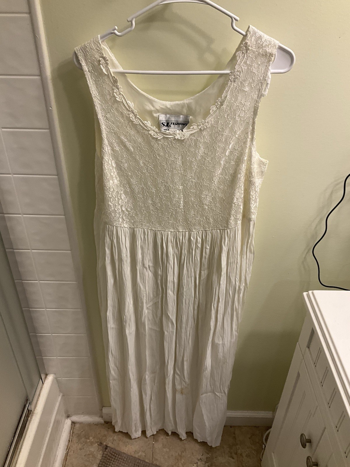 Vintage SL fashions ivory sleeveless maxi dress 12 lace floral bodice whimsy