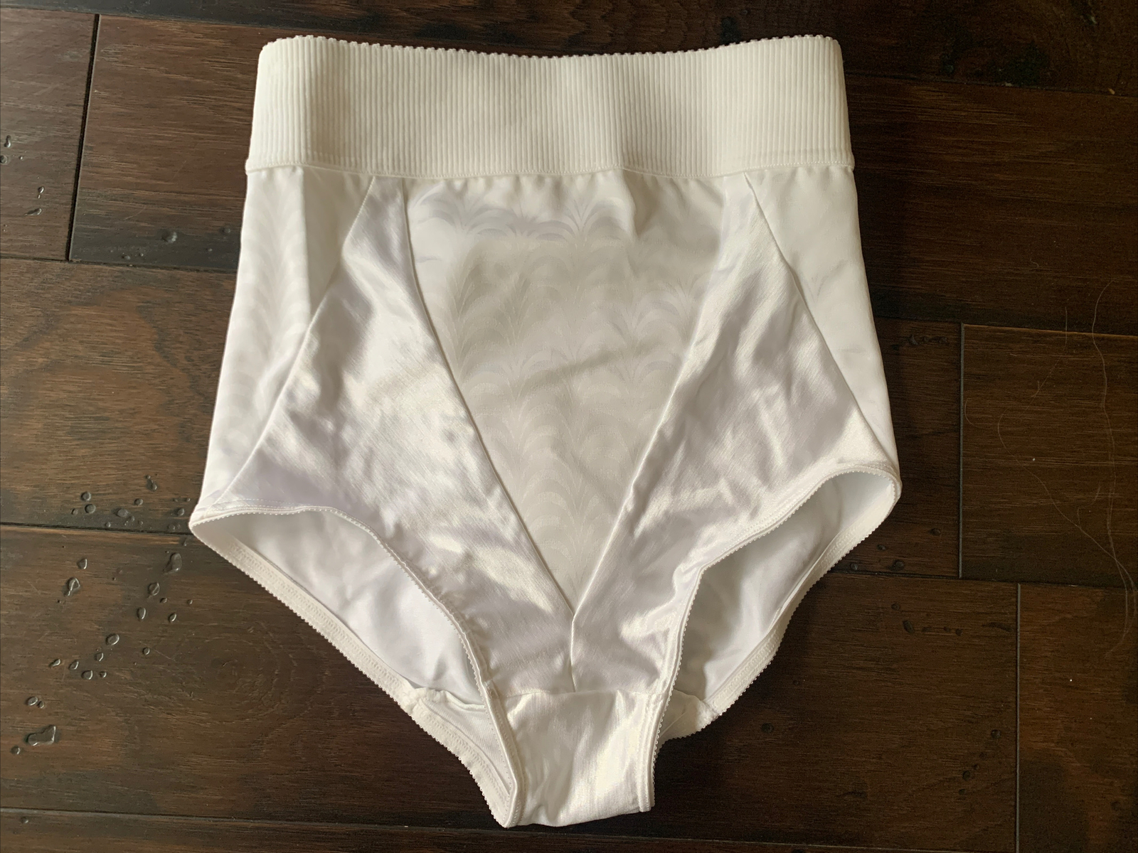 Vintage WARNER&rsquo;s Simply Perfecct M White SATIN High Waist Brief Shaper #302
