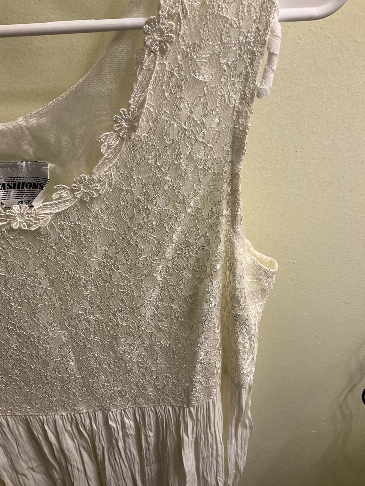 Vintage SL fashions ivory sleeveless maxi dress 12 lace floral bodice whimsy