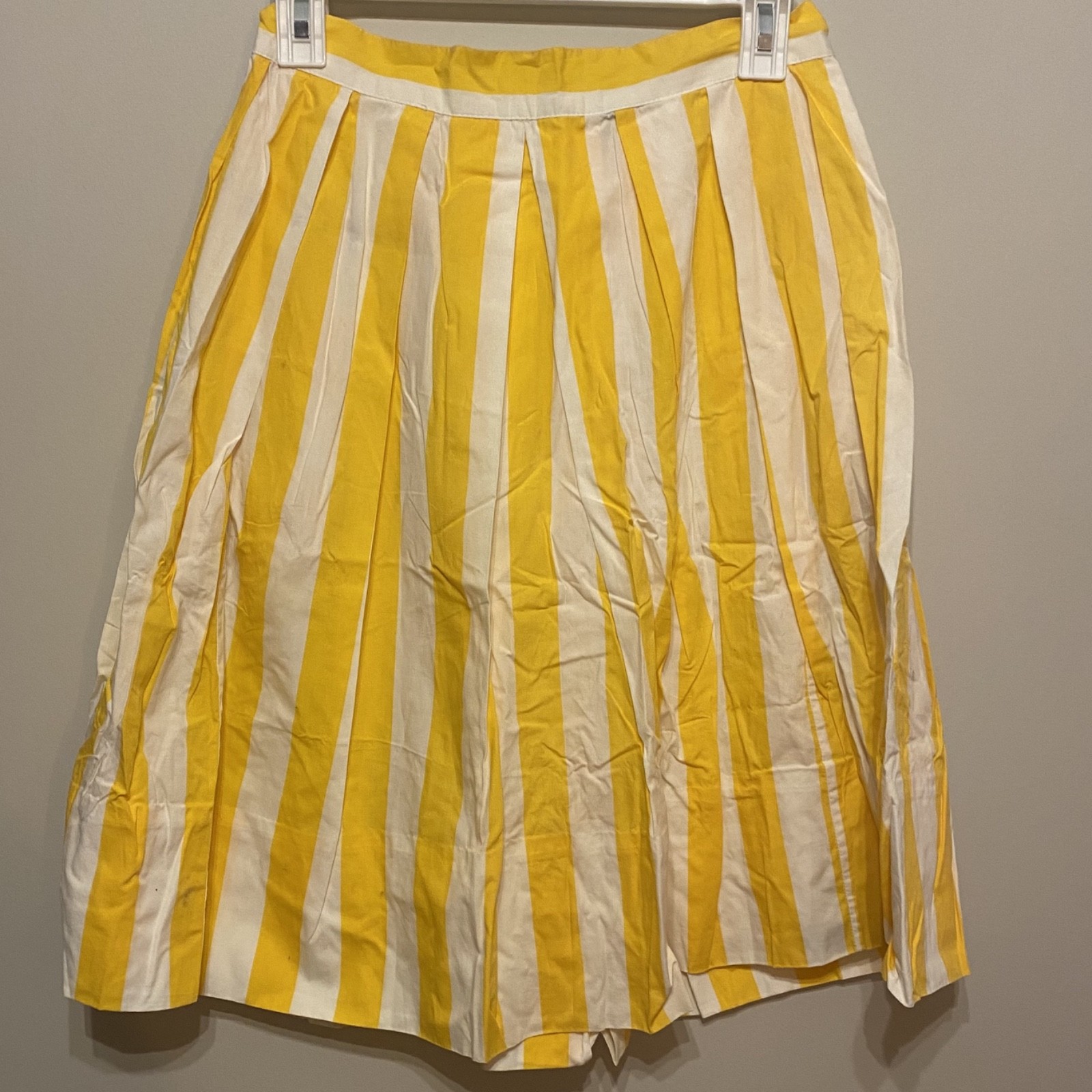 Vintage TEA LEAF Yellow Striped Skirt | 25 in waist