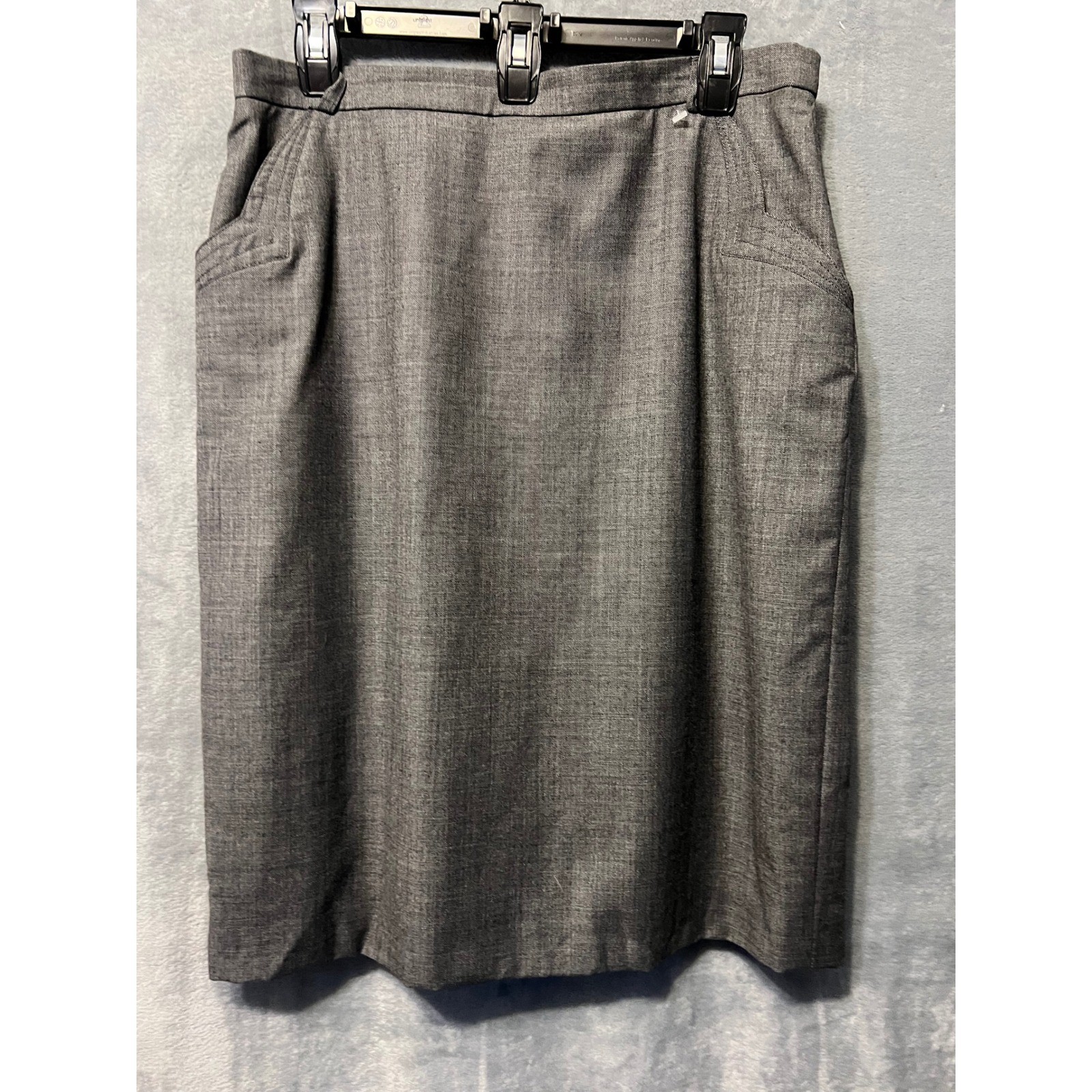 Escada Margaretha Ley Gray Wool Skirt Suit 42 Career Blazer Set Vintage Mint
