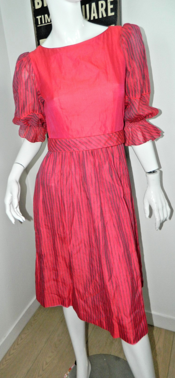 Hardy Amies Dress Size Small Vintage 1950’s Pink Stripes Puffy Sleeves Belted