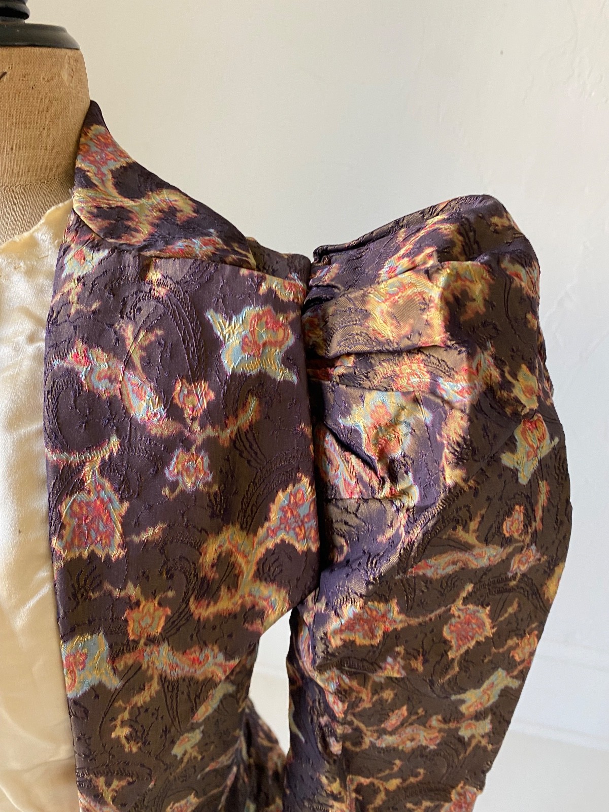 1890s Silk Jacquard Bodice Watercolor Print Puff Sleeves Antique Victorian XS
