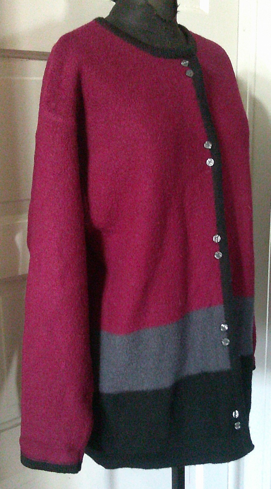 Vintage 90&rsquo;s RUSS THE KNIT CONNECTION Button Up Burgundy Sweater M