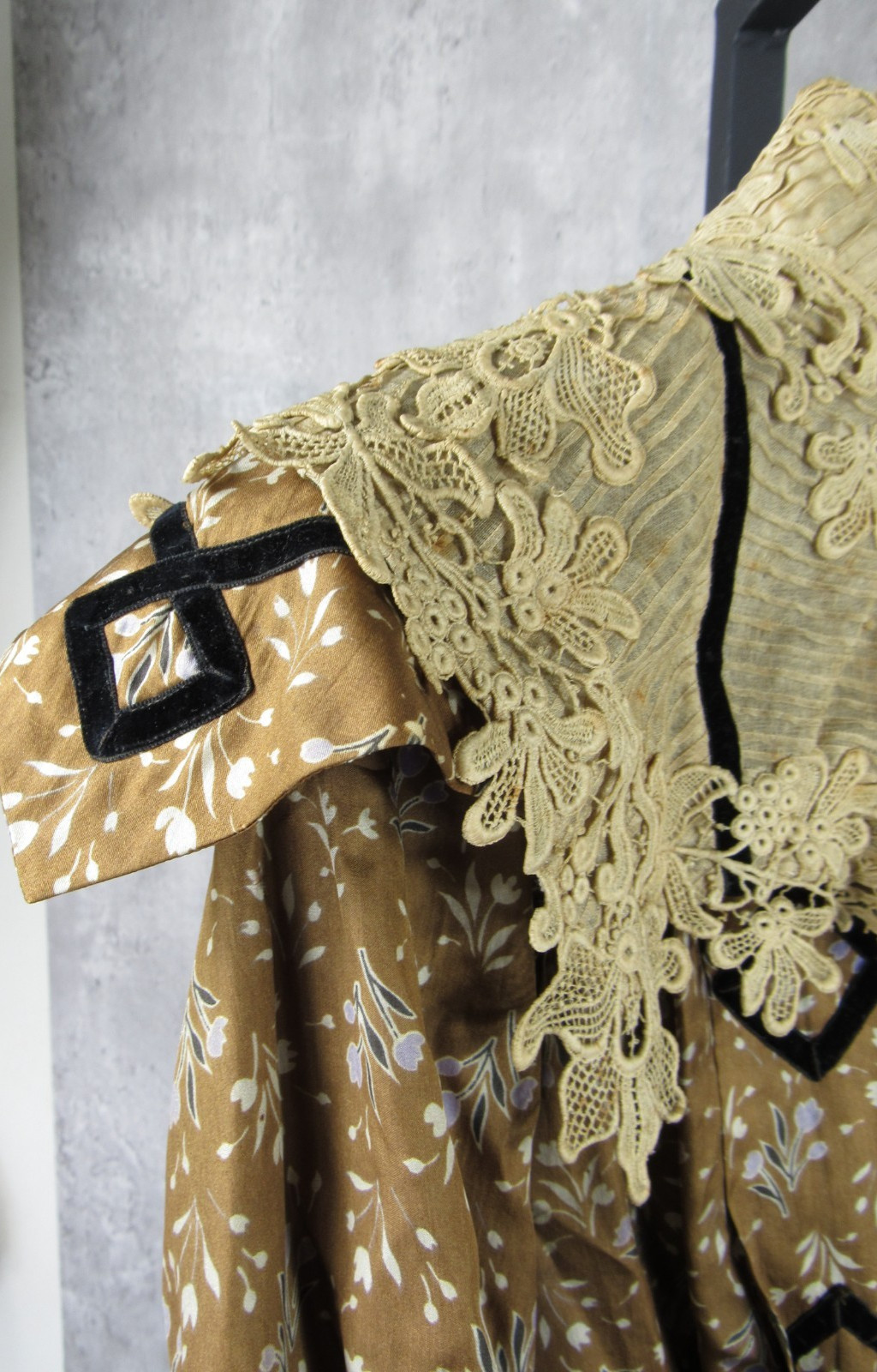 Antique Victorian 1890s Brown & Blue Silk Floral Calico Print Dress Maxi Vintage