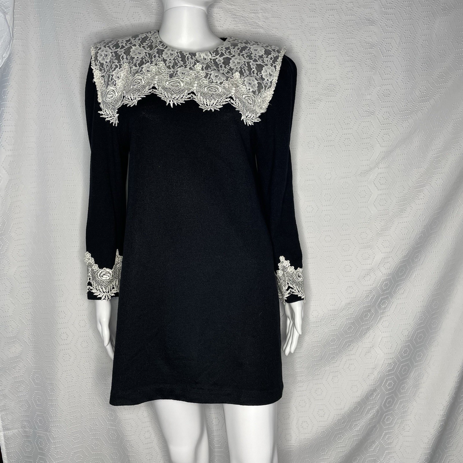 Vintage 80s Knit Dress Lace Collar Jeffrey Dara Linda Hutley Black Shoulder Pads