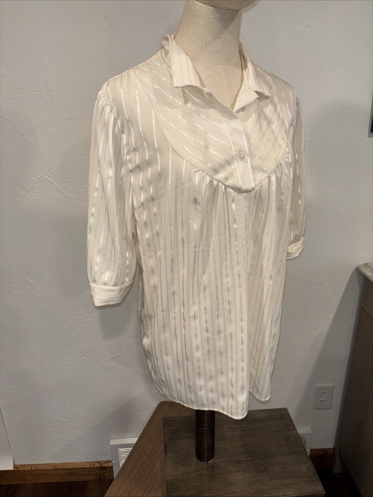 Original 1960s women’s blouse Wow!!!!! Ms Tops California. Size M/L See Pic