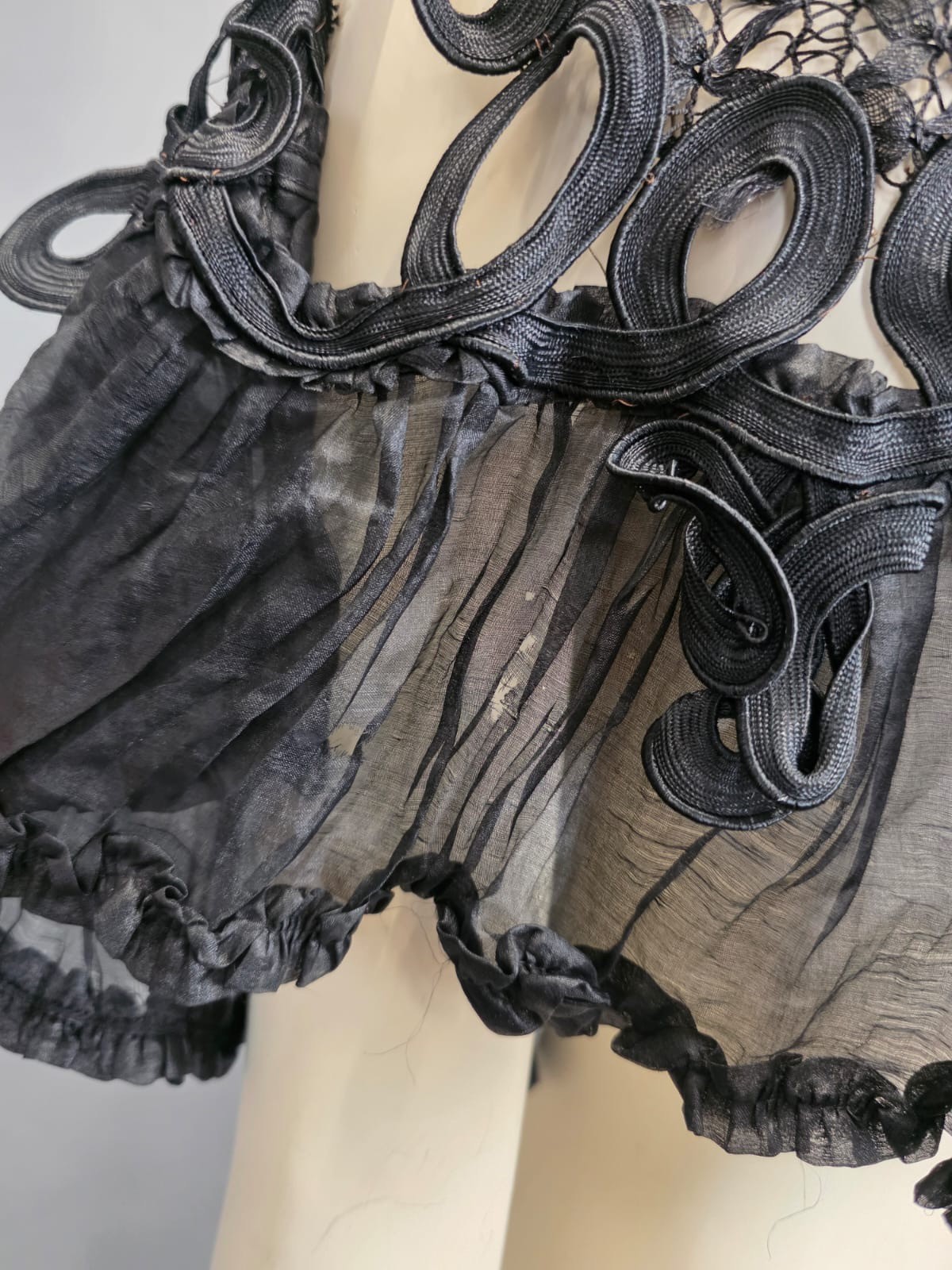 GOTHIC VICTORIAN 19TH C HAND MADE TAPE LACE CAPE FOR DRESS W SILK VOILE RUFFLE