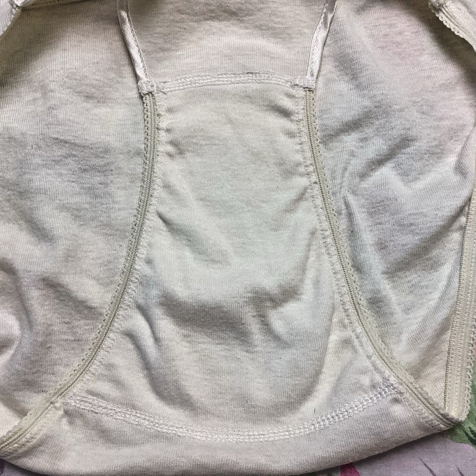 Vintage Victoria’s Secret Cotton hi-cut hipster Panties small