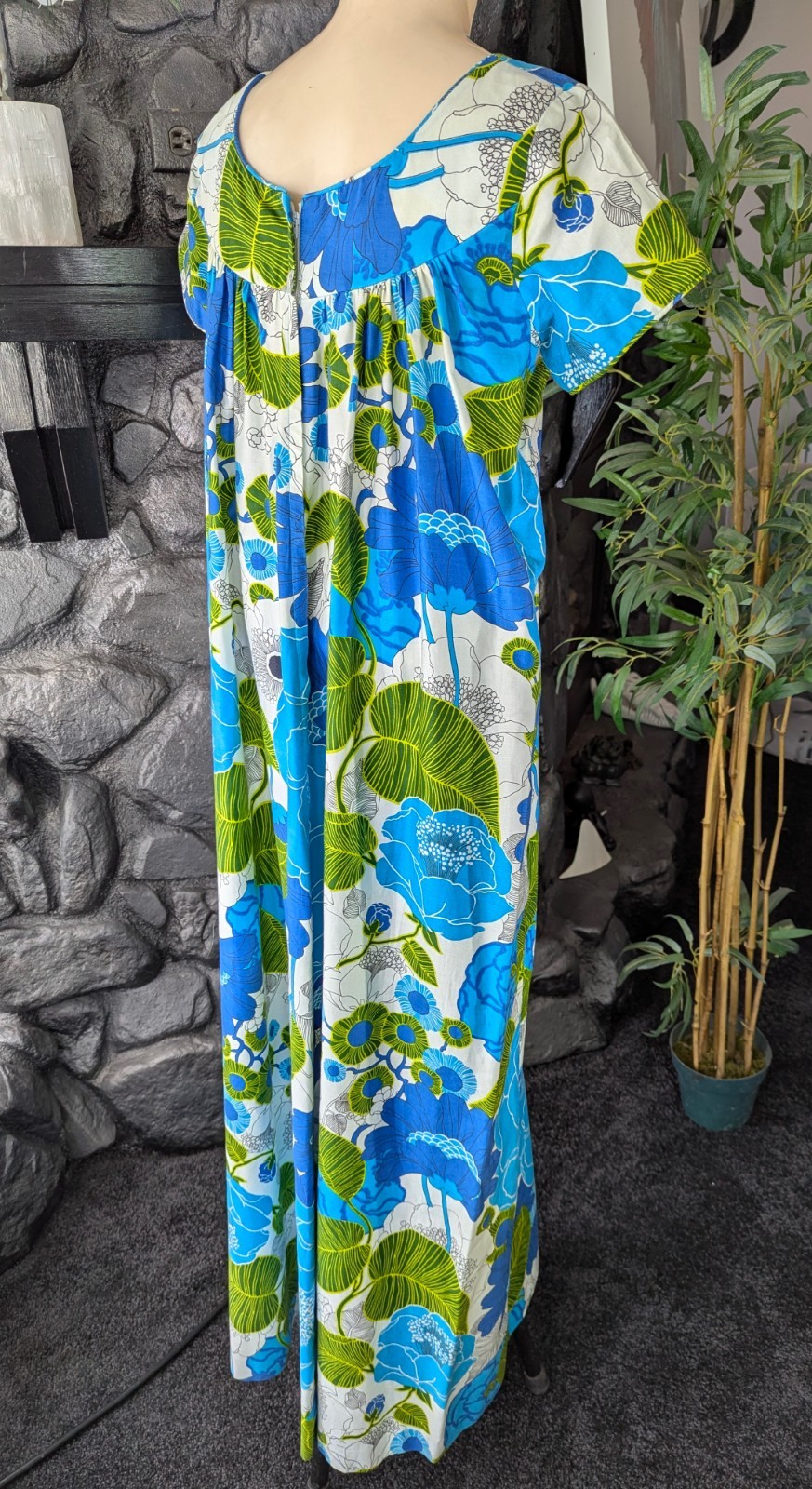 Vintage Lauhala 1970s Hawaiian MuuMuu Aloha Dress Ankle Maxi Sz 10 Blue Train