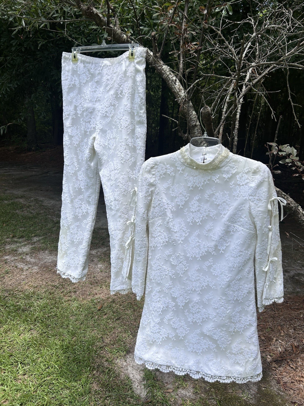 Vintage 1960/70’s White Lace Bridal Cropped Trouser Set Size-S Reception Chic