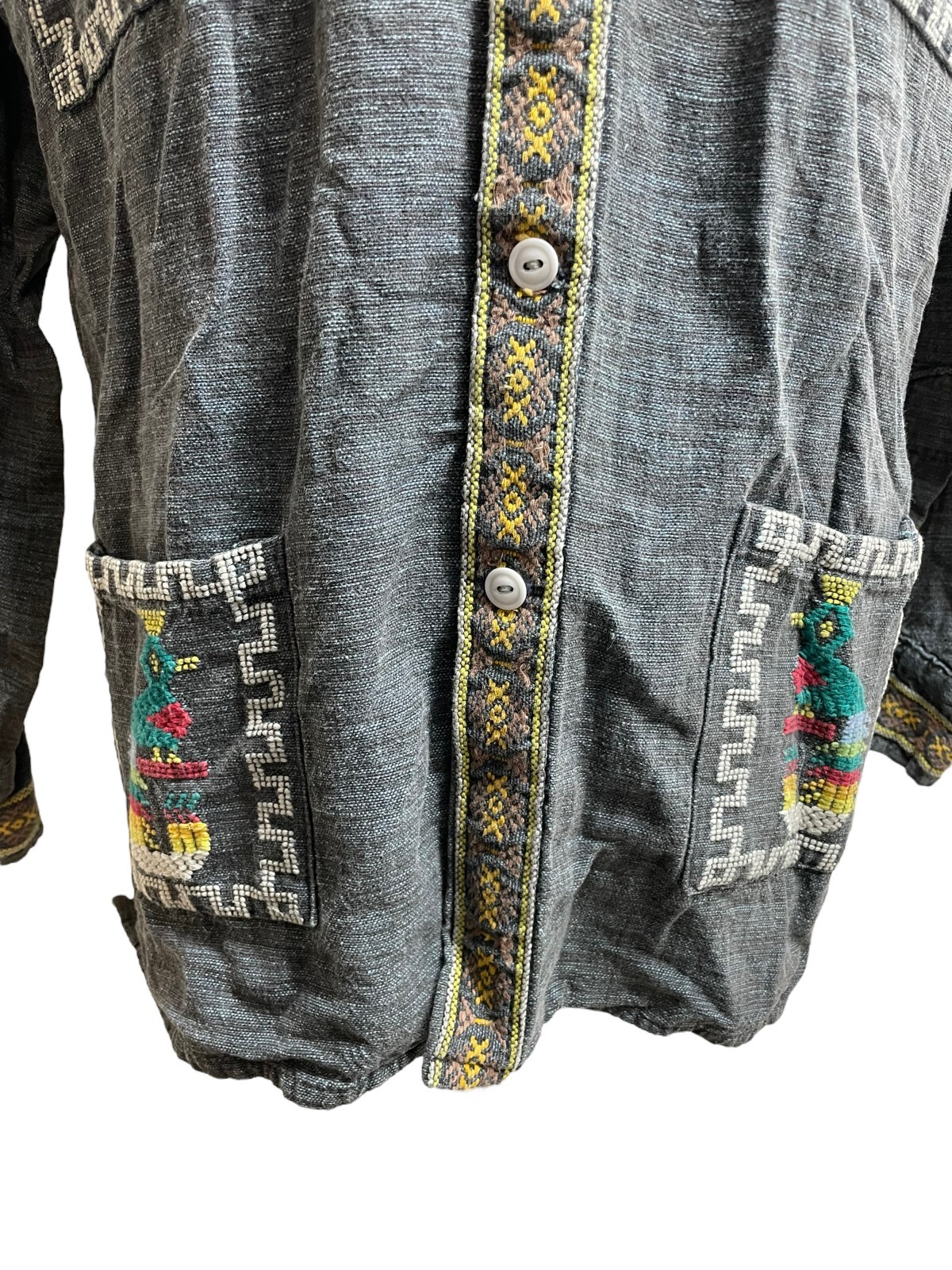 Vintage Chambray Denim Shirt Jacket Embroidered BIRDS Pockets Button Down