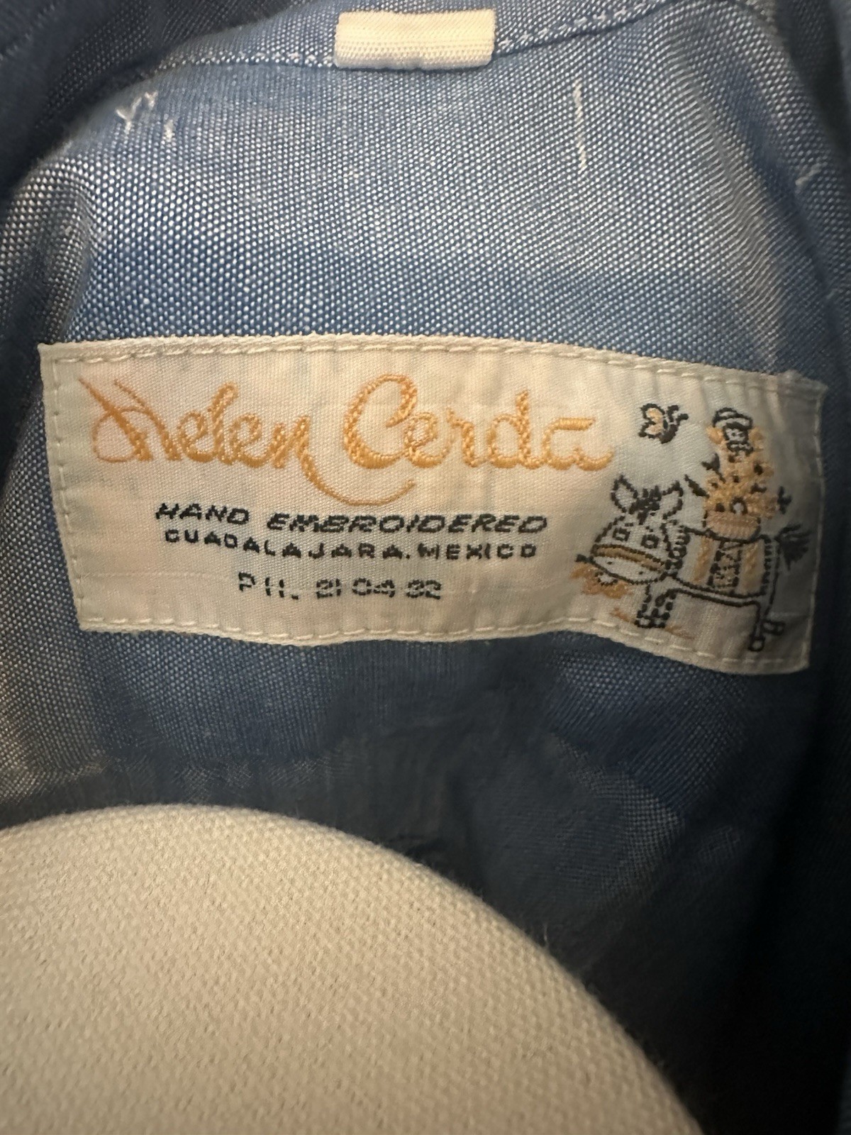 Vintage 60s/70s Helen Cerda Chambray Cotton Button Down Shirt Embroidery