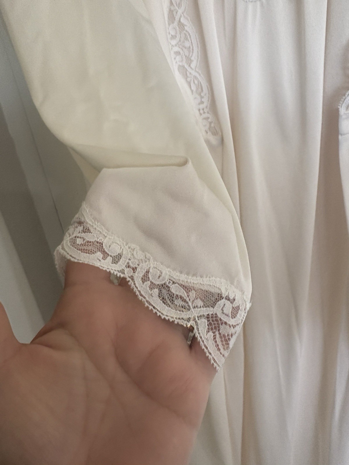VTG Shadowline Peignoir Set Negligee Lace Light Blush Small Med 2 Pc Gown Robe