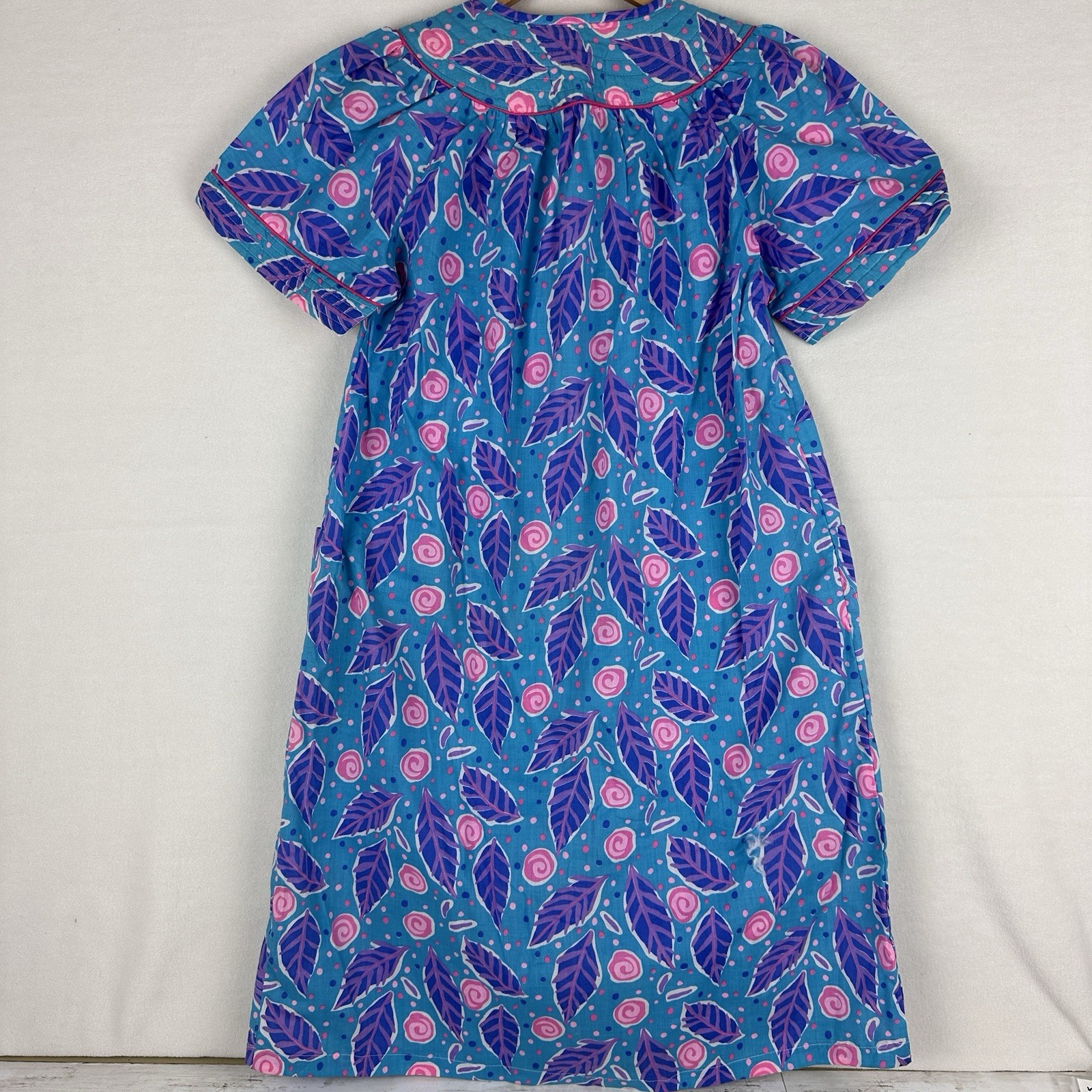 Vintage Court Street Floral House Dress Robe Snap Front Size M Pockets Bohemian