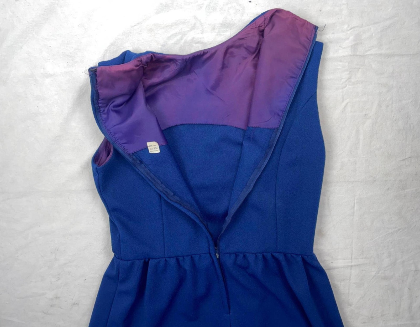 VTG 60S 70S WOMENS BLUE POLYESTER ACCENTED CINCHED BUCKLE DISCO GOGO RETRO DRESS