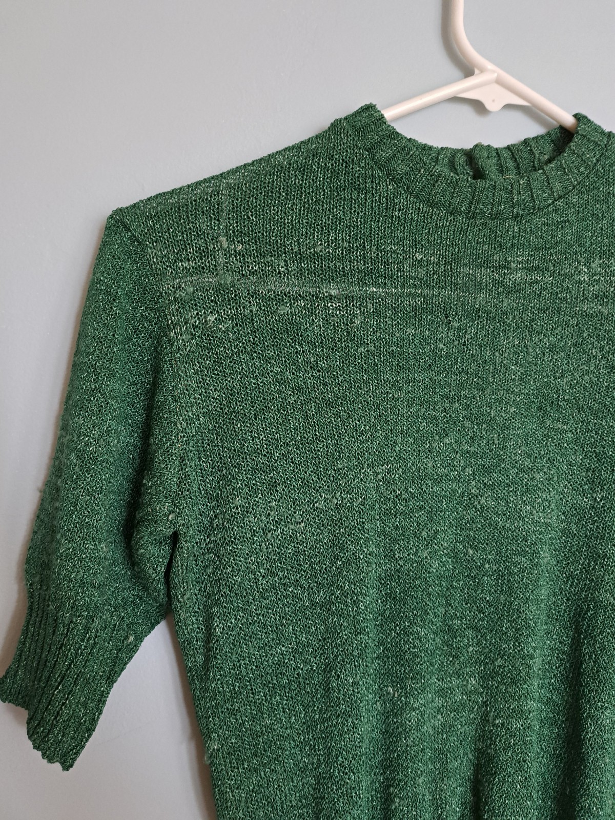 Vintage Womans Metalic Green Pullover Sweater * Lurex? Nice * small? See Pics
