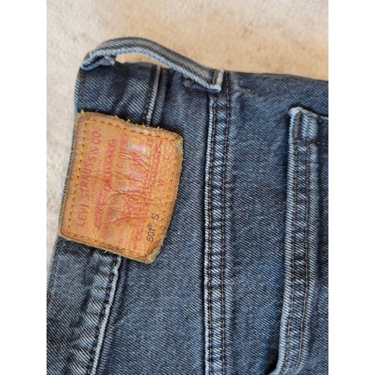Levi&rsquo;s Womens 27 Dark Wash Button Fly Cut Off Shorts Grunge Streetwear