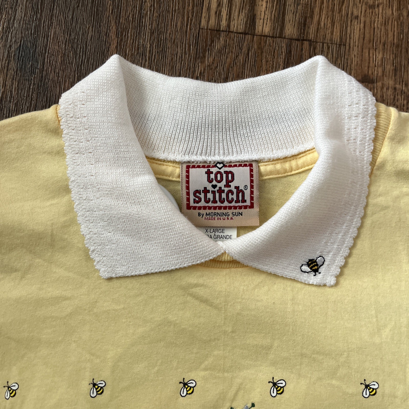 Vintage Cottagecore teacher Yellow Collared T-Shirt Embroidered Bees Made USA XL